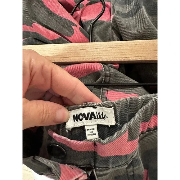 Y2K Fashion Nova Kids Pink Grey Camo Cargo Pants Girls Size 16 - Picture 4 of 5